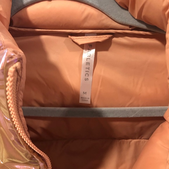 Fabletics Puffer Jacket - Picture 3 of 4
